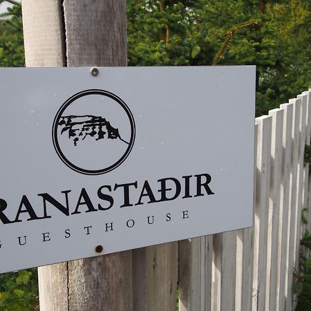 Granastathir Guesthouse ฮูซาวิก ภายนอก รูปภาพ